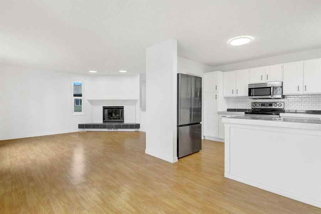 MLS® A2249992 - 9422 122 Avenue  in Crystal Ridge Grande Prairie, Residential