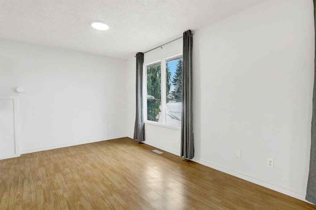 MLS® A2249992 - 9422 122 Avenue  in Crystal Ridge Grande Prairie, Residential