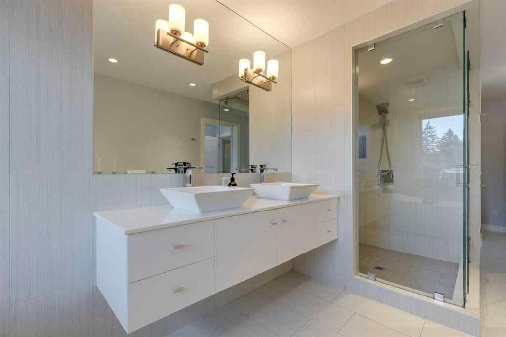 MLS® A2249993 - 2417 22 Street NW in Banff Trail Calgary, Residential