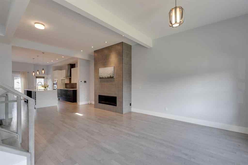 MLS® A2249993 - 2417 22 Street NW in Banff Trail Calgary, Residential