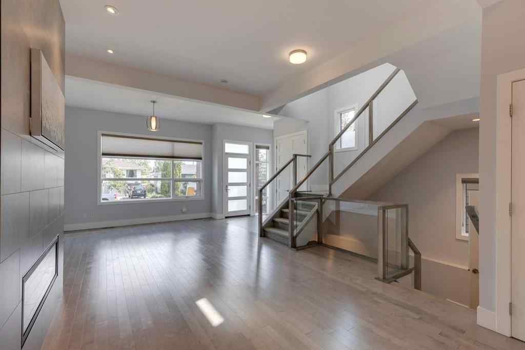 MLS® A2249993 - 2417 22 Street NW in Banff Trail Calgary, Residential