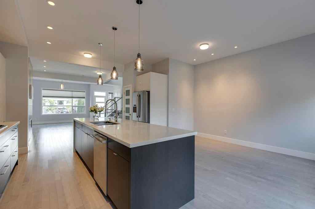 MLS® A2249993 - 2417 22 Street NW in Banff Trail Calgary, Residential
