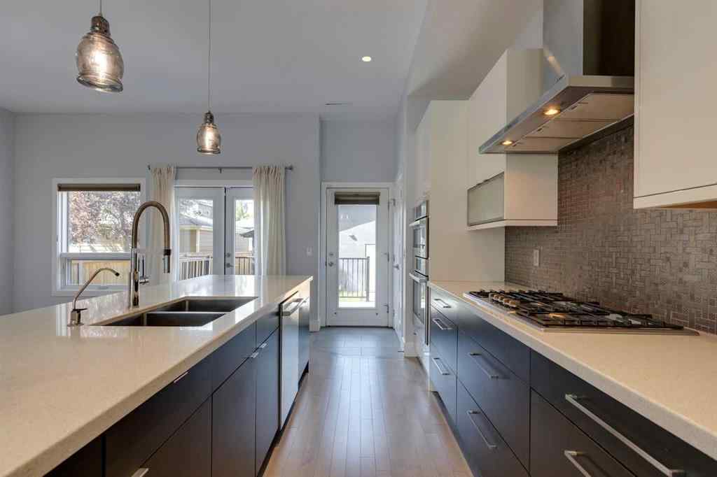 MLS® A2249993 - 2417 22 Street NW in Banff Trail Calgary, Residential