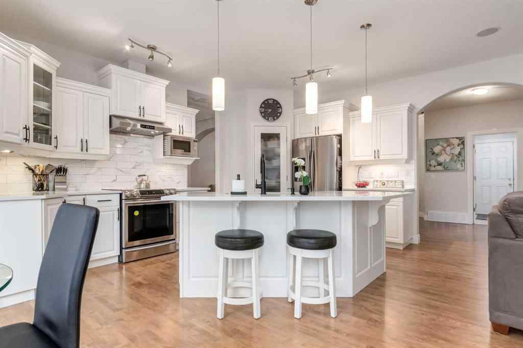 MLS® A2249995 - 213 Evergreen Plaza SW in Evergreen Calgary, Residential