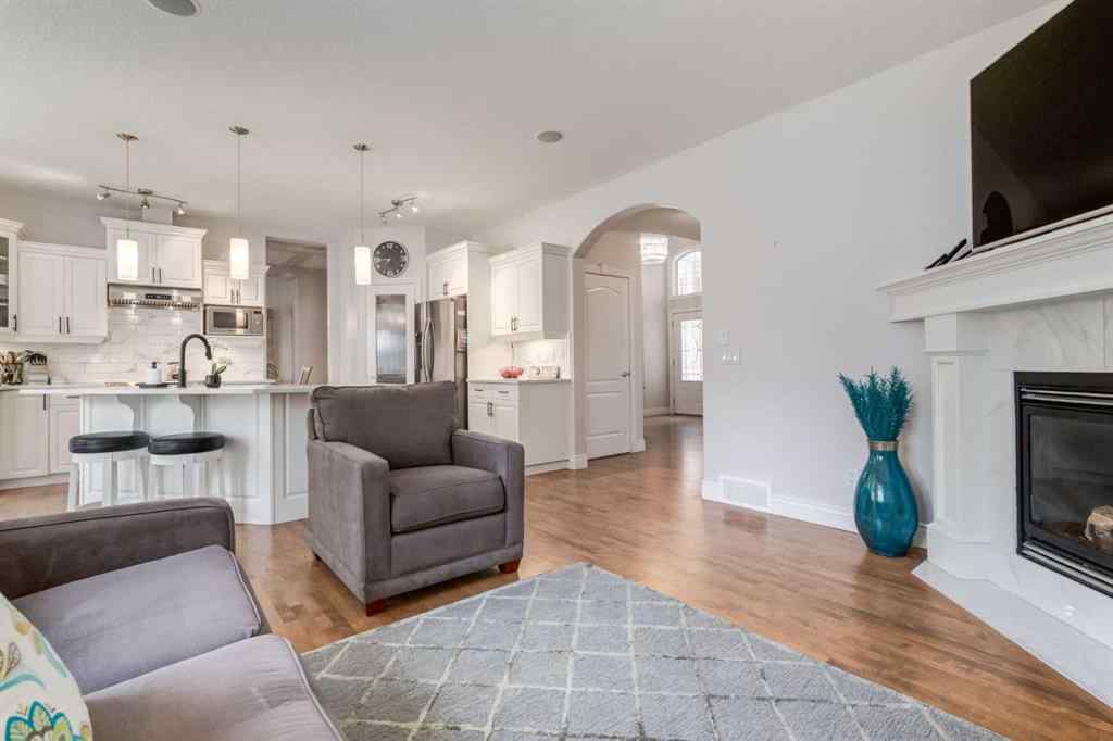 MLS® A2249995 - 213 Evergreen Plaza SW in Evergreen Calgary, Residential