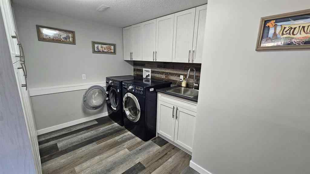 MLS® A2250000 - 808 1 Street NE in NONE Milk River, Residential