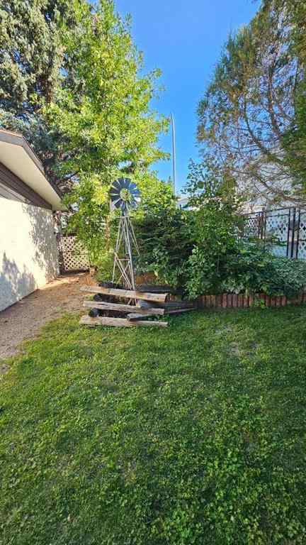 MLS® A2250000 - 808 1 Street NE in NONE Milk River, Residential