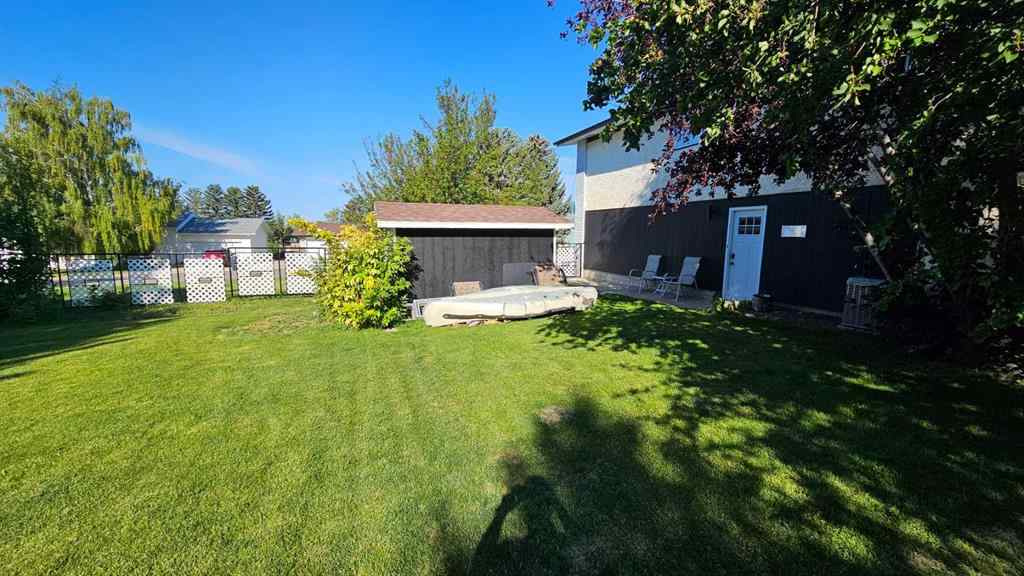 MLS® A2250000 - 808 1 Street NE in NONE Milk River, Residential
