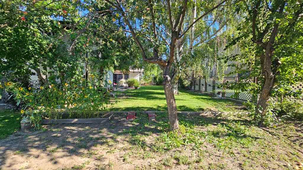 MLS® A2250000 - 808 1 Street NE in NONE Milk River, Residential