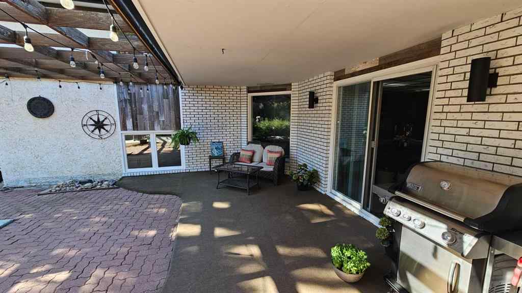MLS® A2250000 - 808 1 Street NE in NONE Milk River, Residential