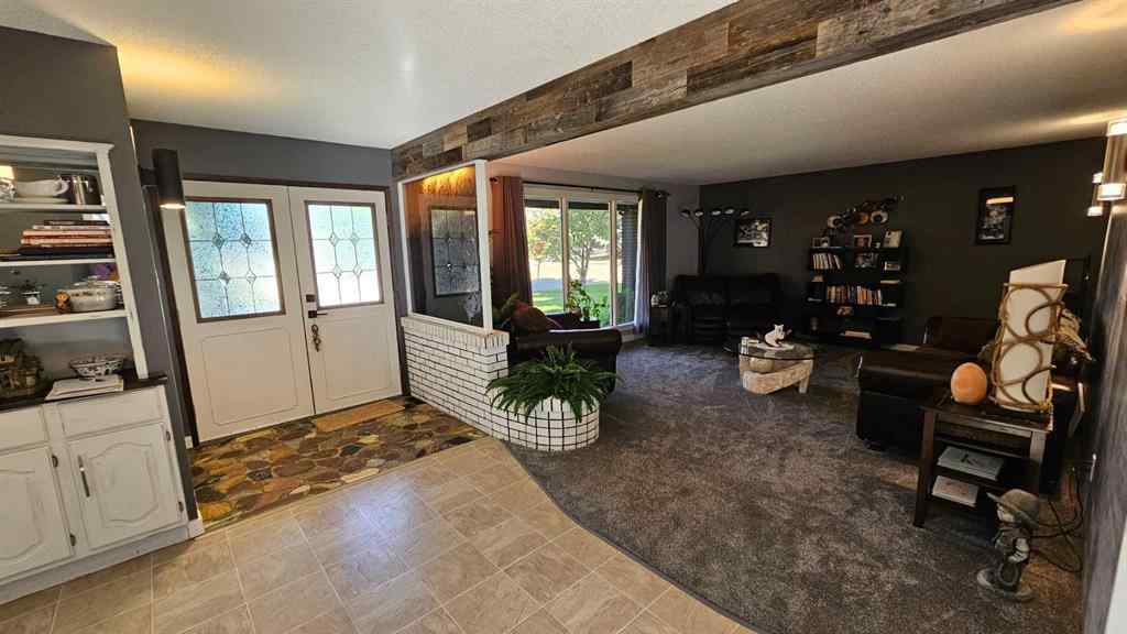 MLS® A2250000 - 808 1 Street NE in NONE Milk River, Residential