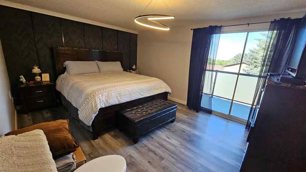 MLS® A2250000 - 808 1 Street NE in NONE Milk River, Residential