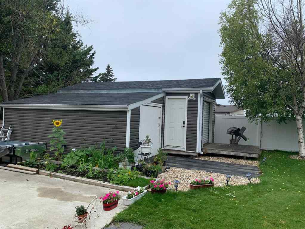 MLS® A2250007 - 14 Allan Crescent  in NONE Whitecourt, Residential