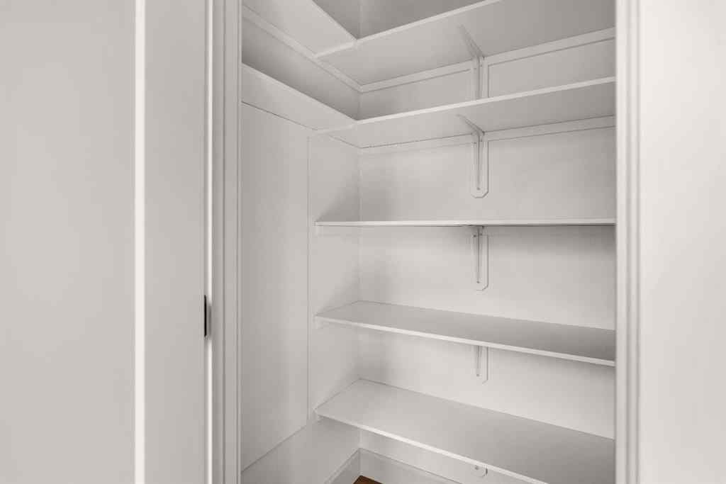 MLS® A2250008 - 5030 48 Street  in NONE Rocky Mountain House, Residential