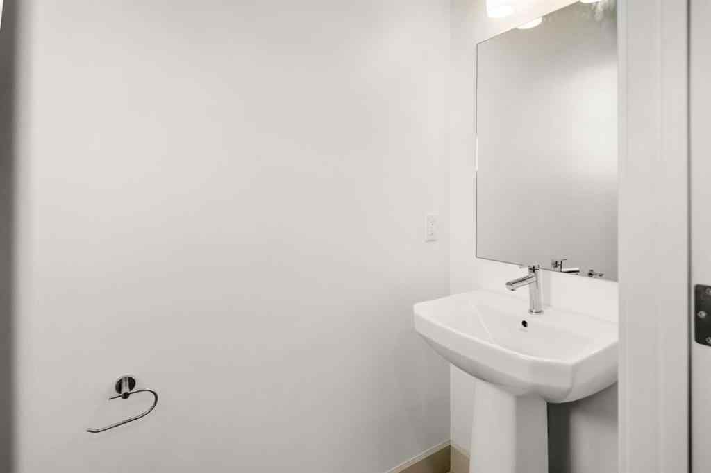 MLS® A2250008 - 5030 48 Street  in NONE Rocky Mountain House, Residential