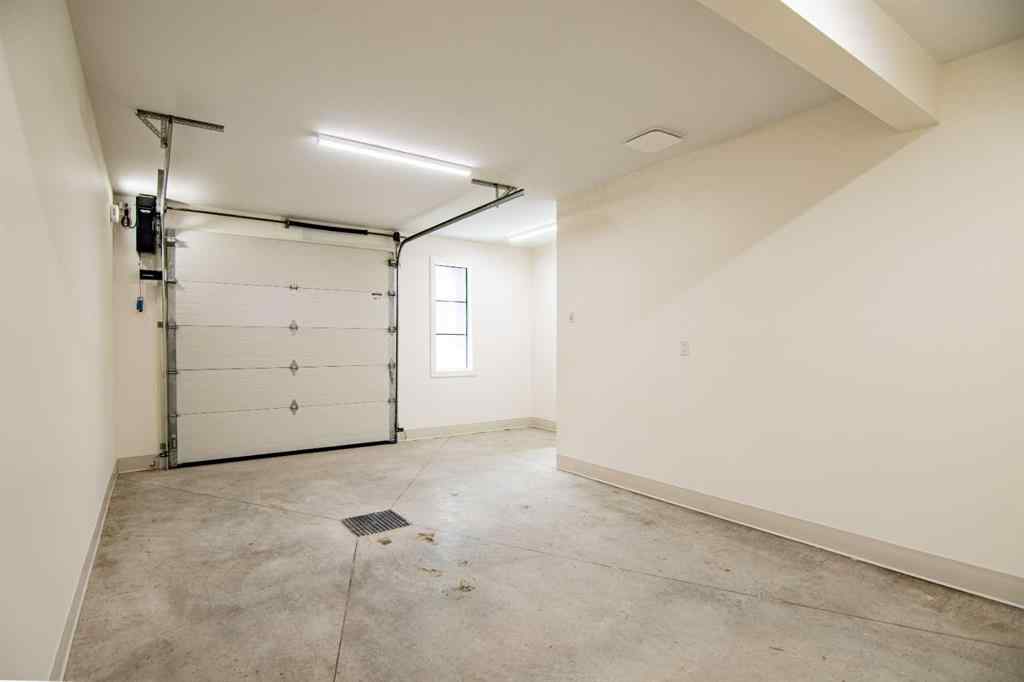 MLS® A2250008 - 5030 48 Street  in NONE Rocky Mountain House, Residential