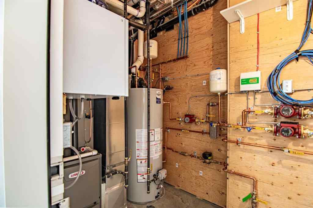 MLS® A2250008 - 5030 48 Street  in NONE Rocky Mountain House, Residential