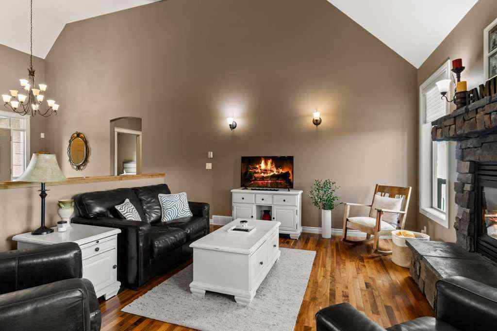 MLS® A2250011 - 48 Fieldstone Way  in Fieldstone Sylvan Lake, Residential