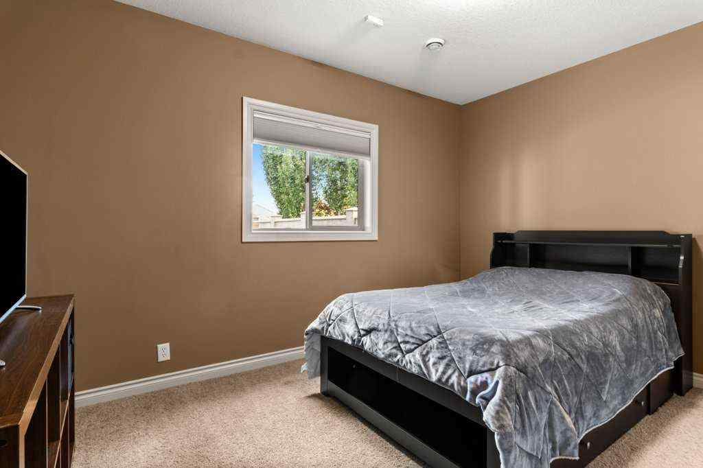 MLS® A2250011 - 48 Fieldstone Way  in Fieldstone Sylvan Lake, Residential