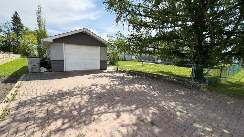 MLS® A2250012 - 5036 51 Avenue  in Irma Irma, Residential