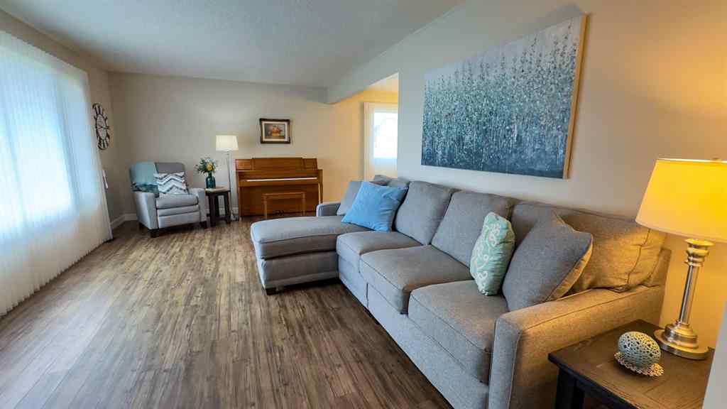 MLS® A2250012 - 5036 51 Avenue  in Irma Irma, Residential