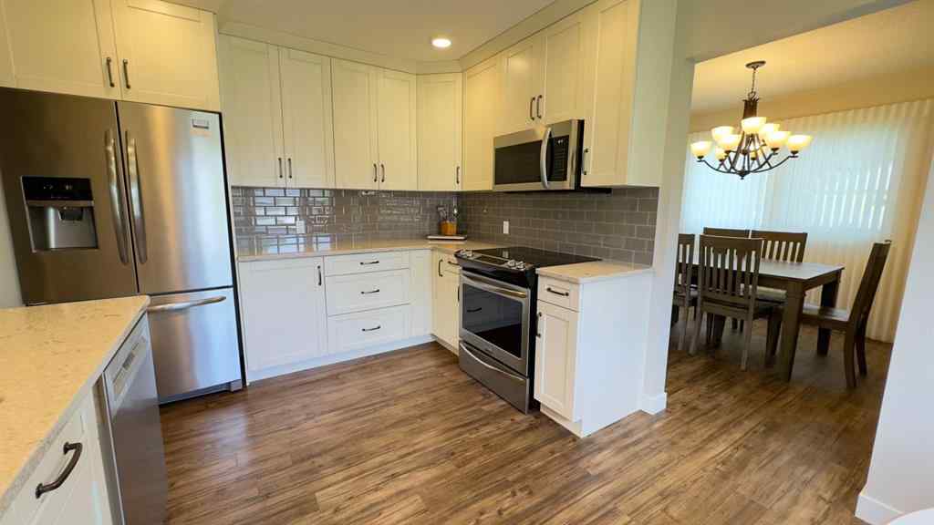 MLS® A2250012 - 5036 51 Avenue  in Irma Irma, Residential