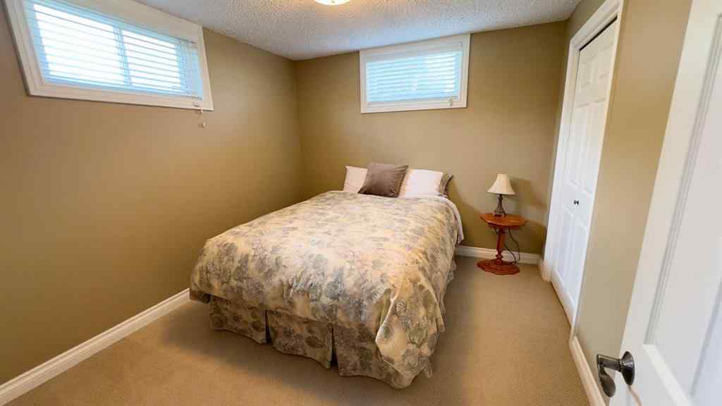 MLS® A2250012 - 5036 51 Avenue  in Irma Irma, Residential