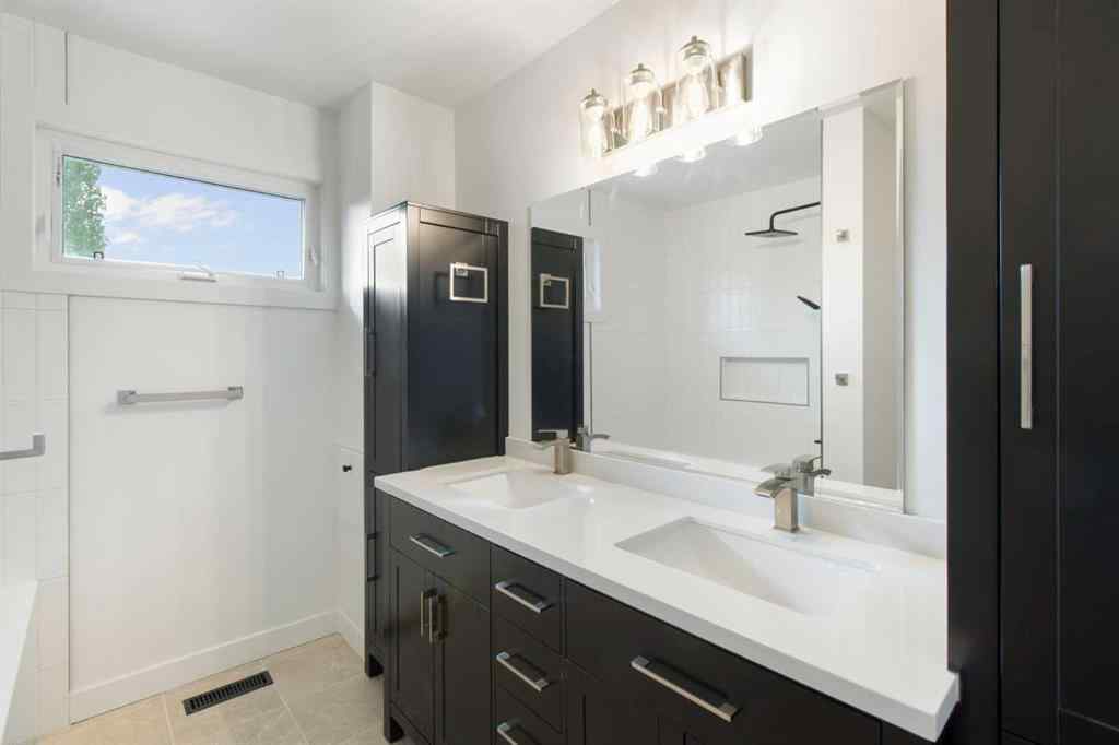 MLS® A2250015 - 472 Cedarille Crescent SW in Cedarbrae Calgary, Residential