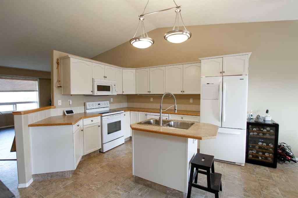 MLS® A2250029 - 13 Kenny Close  in Kentwood West Red Deer, Residential