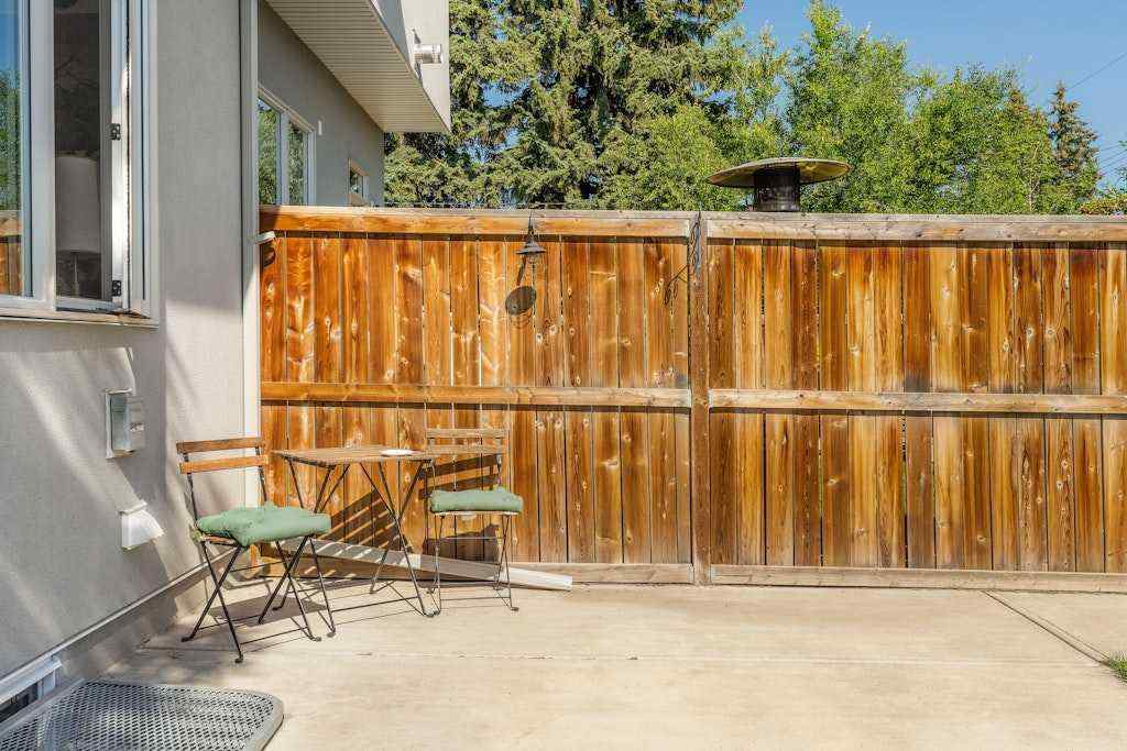 MLS® A2250035 - 2406 22 Street NW in Banff Trail Calgary, Residential