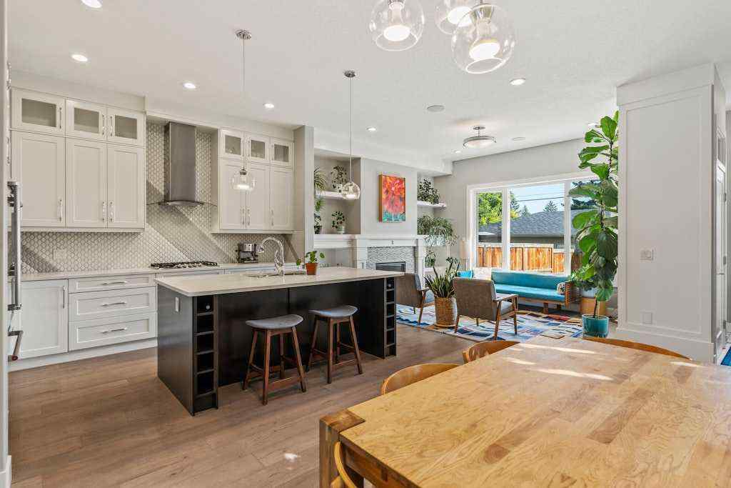 MLS® A2250035 - 2406 22 Street NW in Banff Trail Calgary, Residential