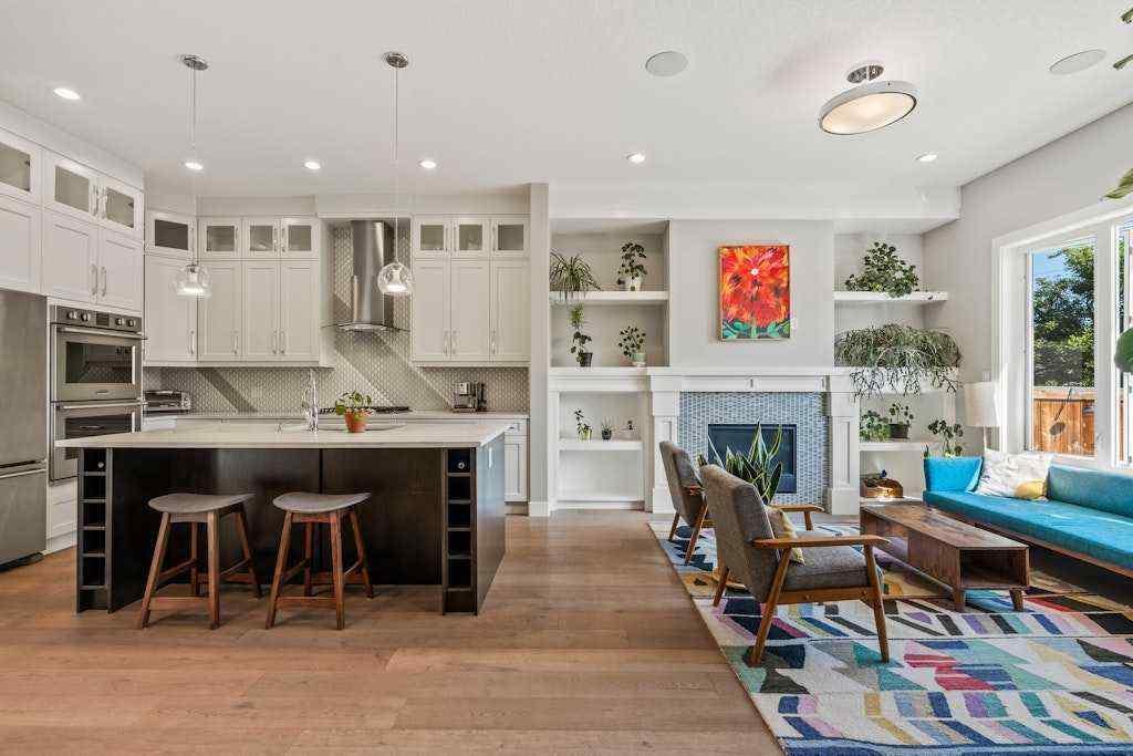 MLS® A2250035 - 2406 22 Street NW in Banff Trail Calgary, Residential