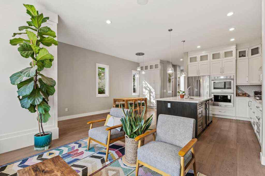 MLS® A2250035 - 2406 22 Street NW in Banff Trail Calgary, Residential