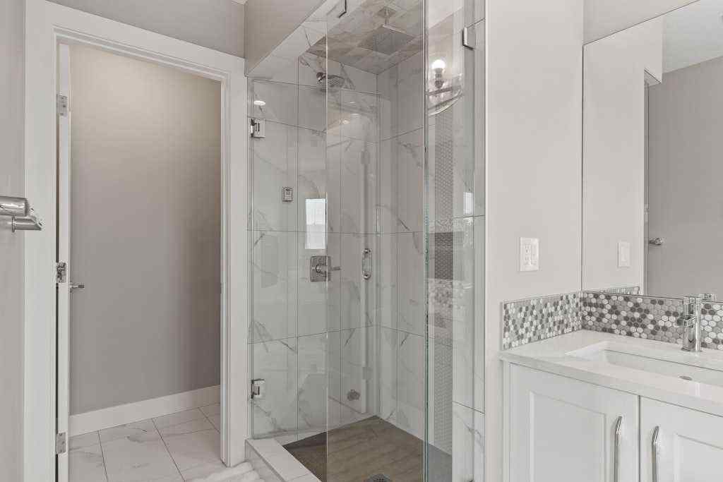 MLS® A2250035 - 2406 22 Street NW in Banff Trail Calgary, Residential