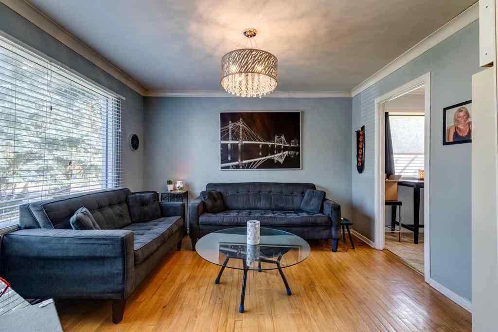 MLS® A2250036 - 1409 19 Avenue NW in Capitol Hill Calgary, Residential