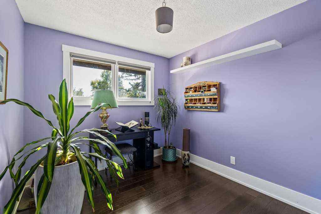 MLS® A2250041 - 410 Elbow Park Lane SW in Elbow Park Calgary, Residential