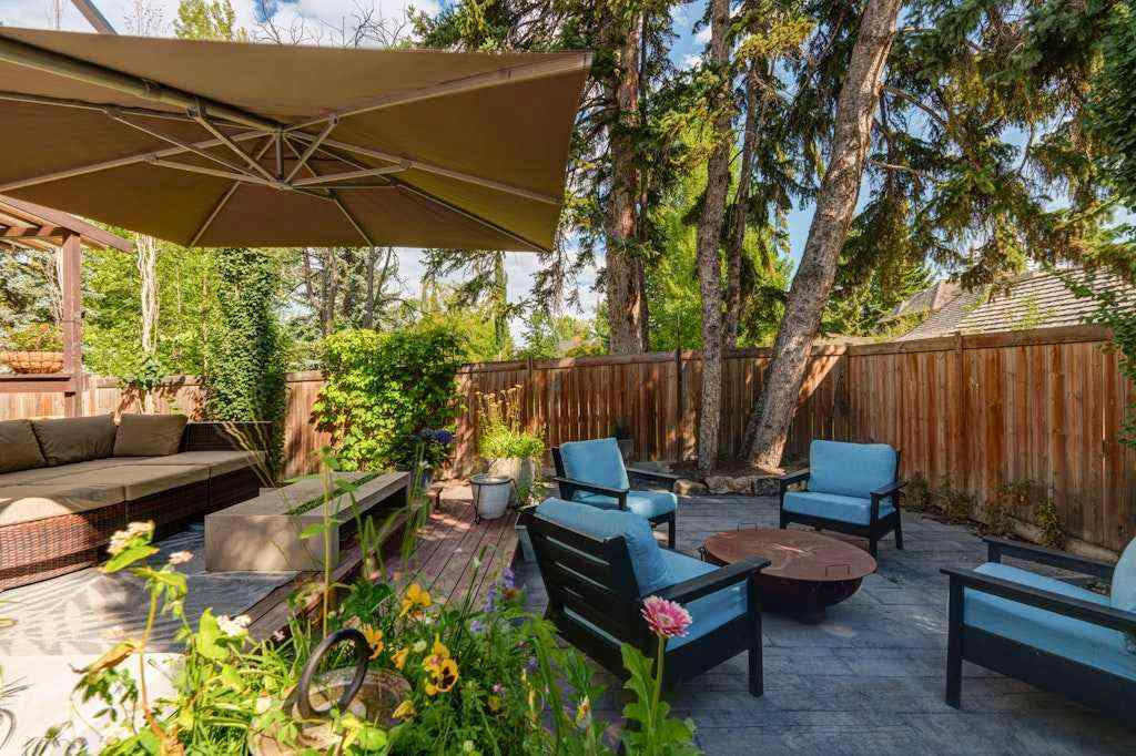 MLS® A2250041 - 410 Elbow Park Lane SW in Elbow Park Calgary, Residential