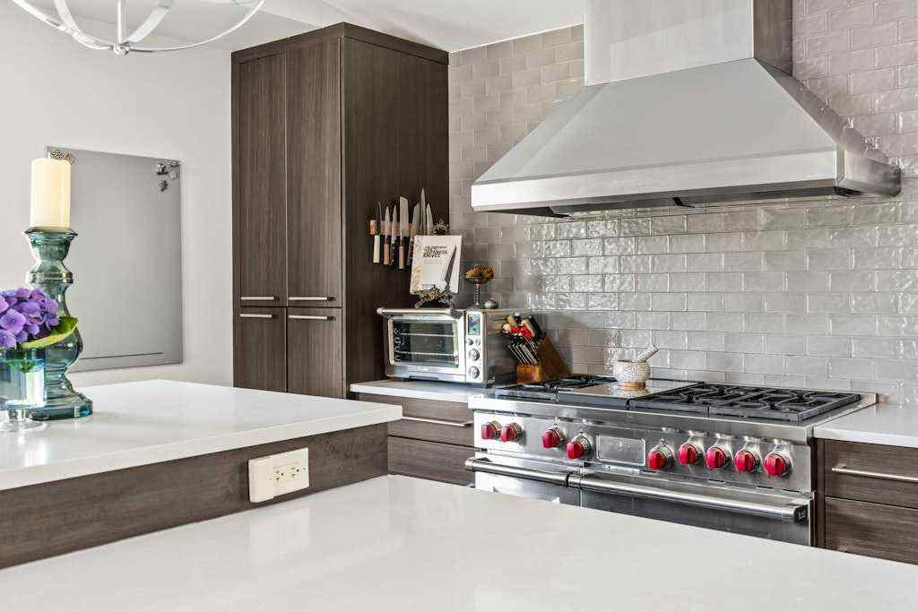 MLS® A2250041 - 410 Elbow Park Lane SW in Elbow Park Calgary, Residential