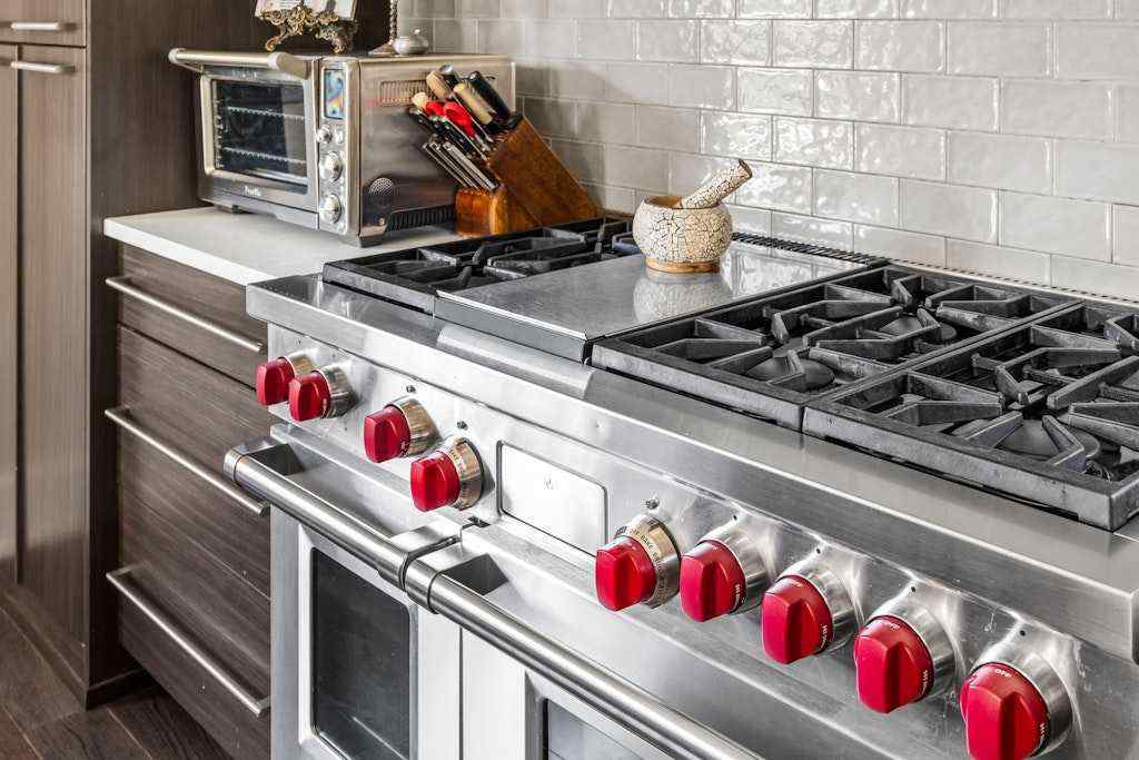 MLS® A2250041 - 410 Elbow Park Lane SW in Elbow Park Calgary, Residential