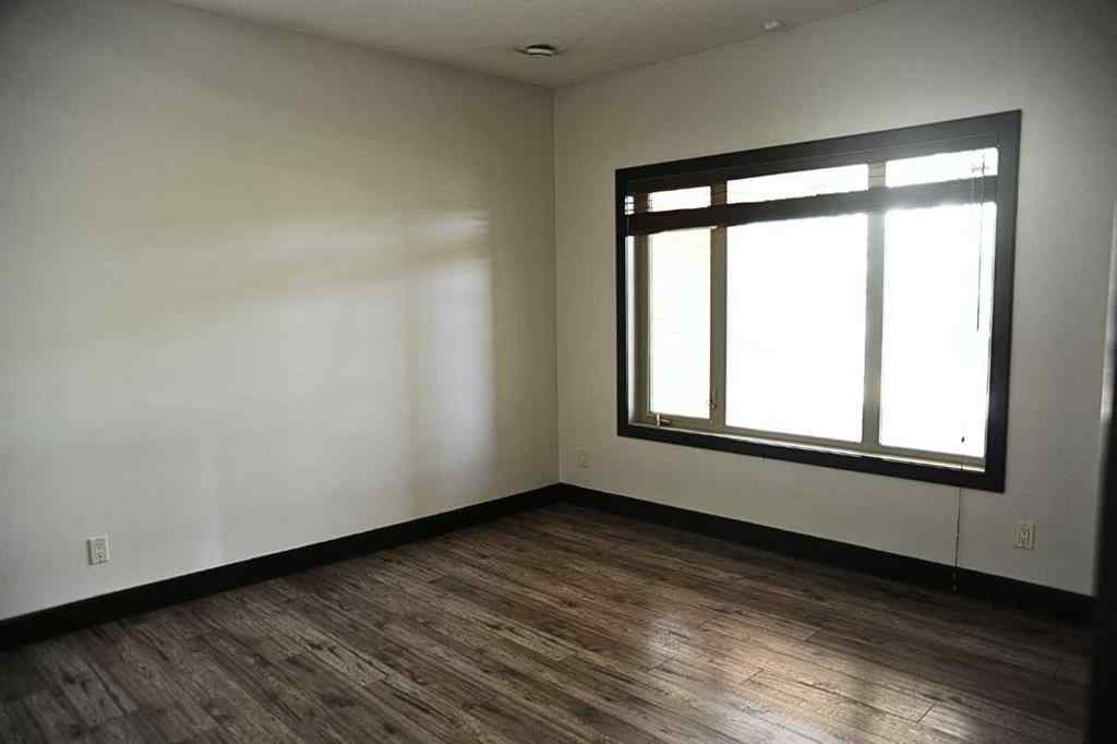 MLS® A2250042 - 31 Cougarstone Point SW in Cougar Ridge Calgary, Residential