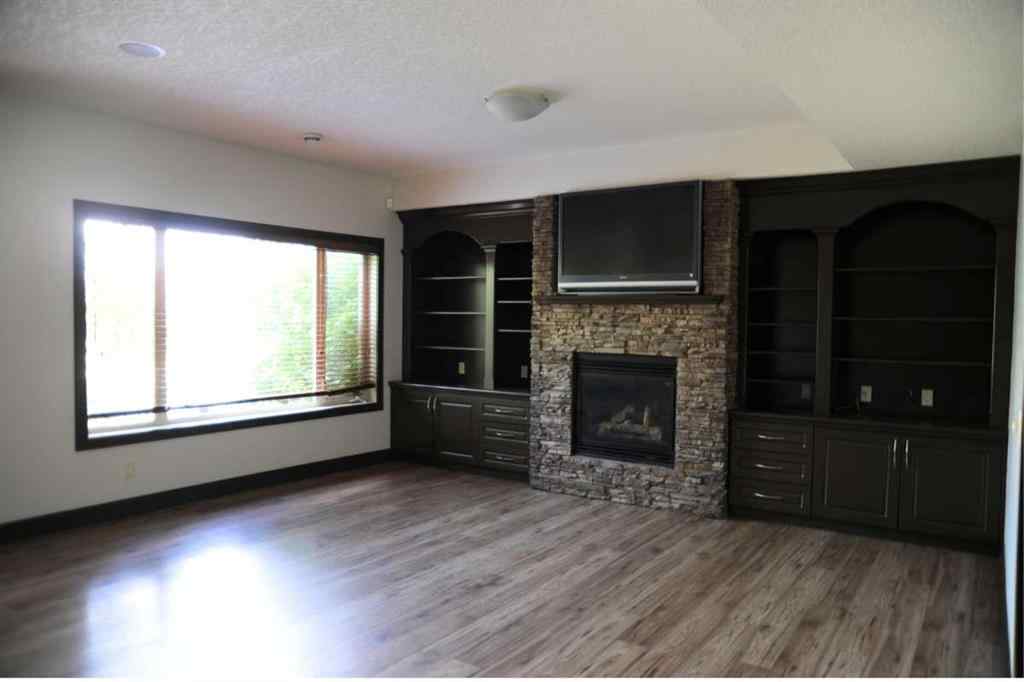 MLS® A2250042 - 31 Cougarstone Point SW in Cougar Ridge Calgary, Residential
