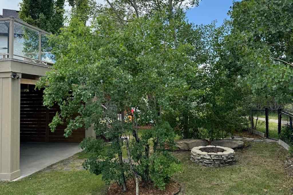 MLS® A2250042 - 31 Cougarstone Point SW in Cougar Ridge Calgary, Residential