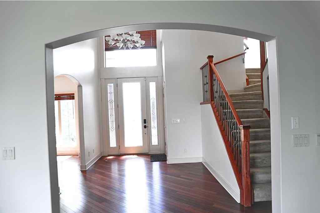 MLS® A2250042 - 31 Cougarstone Point SW in Cougar Ridge Calgary, Residential