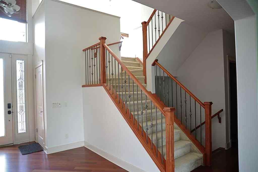 MLS® A2250042 - 31 Cougarstone Point SW in Cougar Ridge Calgary, Residential
