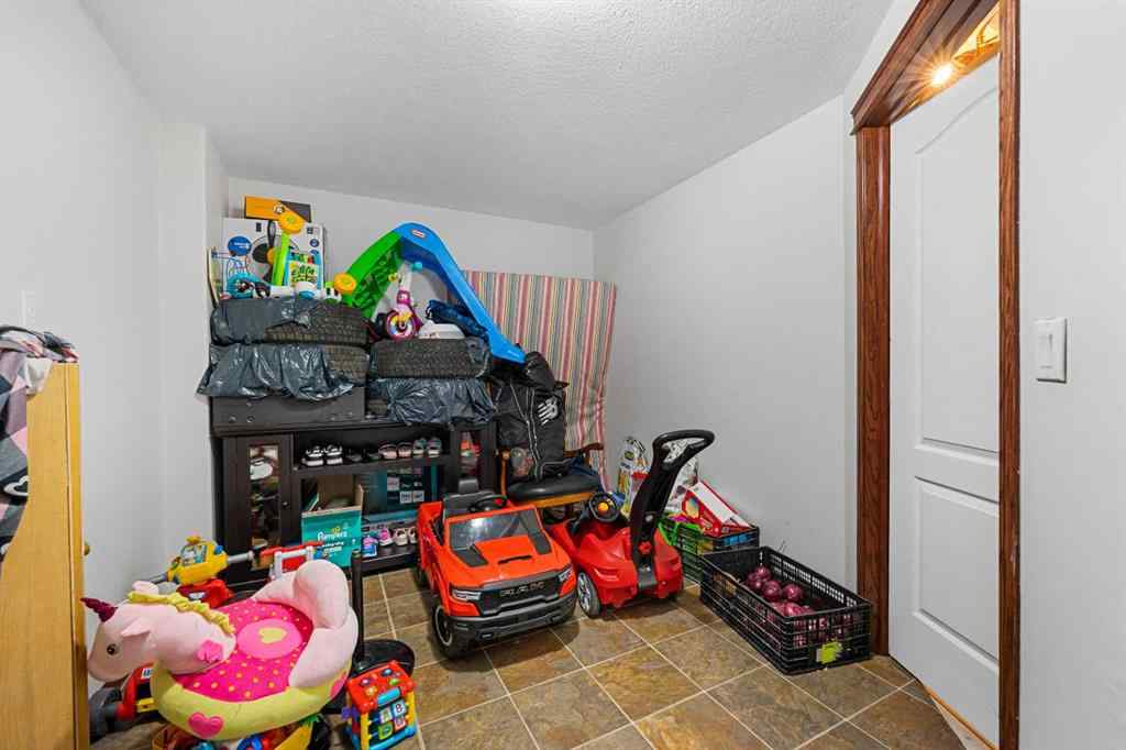 MLS® A2250043 - 280 Windermere Drive  in Westmere Chestermere, Residential