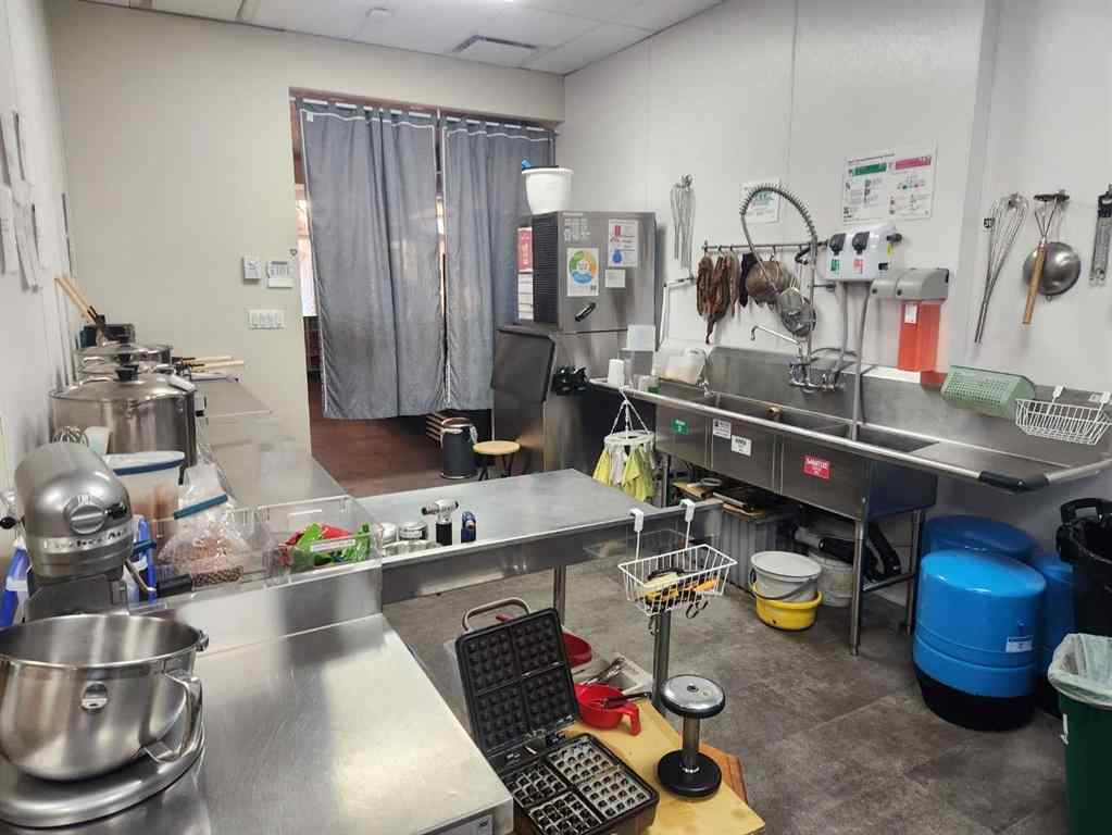 MLS® A2250045 -     in  Calgary, Commercial