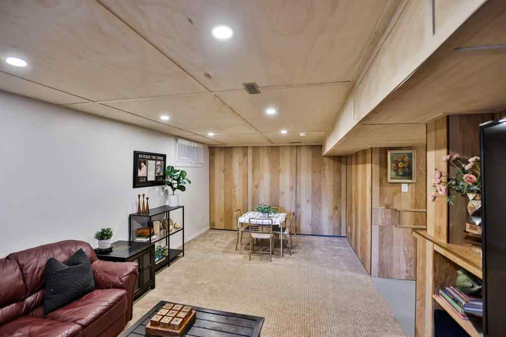 MLS® A2250050 - 1020 Fern Crescent S in Lakeview Lethbridge, Residential
