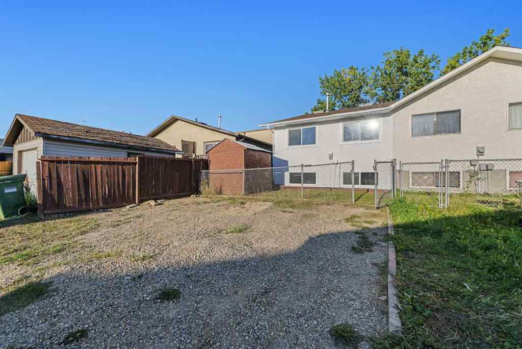 MLS® A2250051 - 152 Castlebrook Rise NE in Castleridge Calgary, Residential