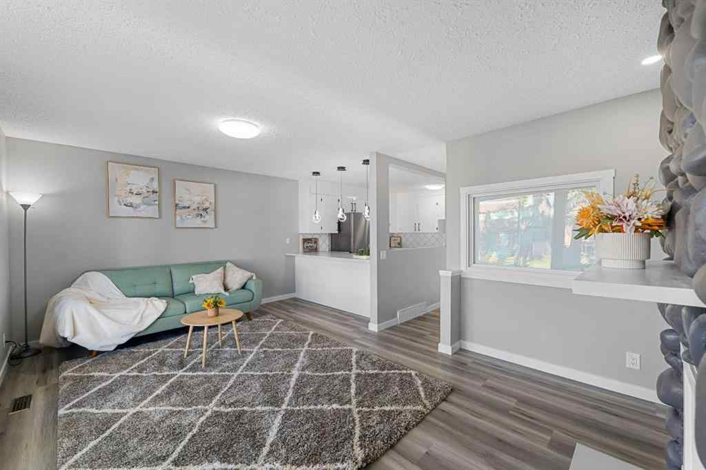 MLS® A2250051 - 152 Castlebrook Rise NE in Castleridge Calgary, Residential