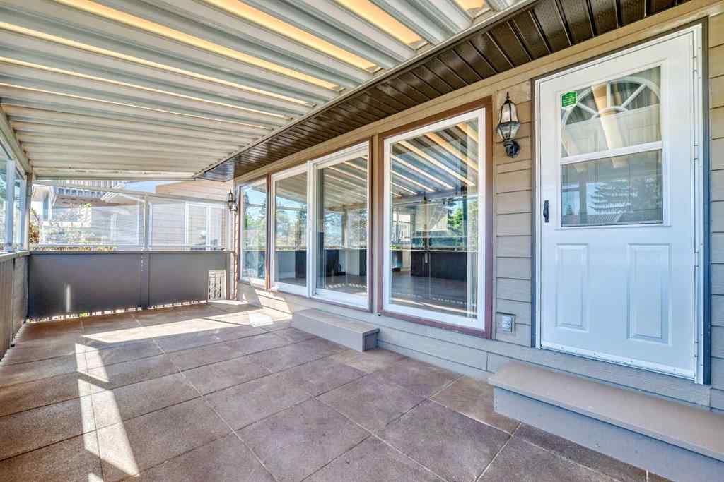 MLS® A2250055 - 3020 Palliser Drive SW in Oakridge Calgary, Residential
